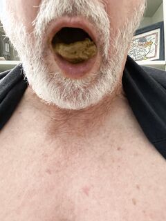 Eating Swallow Shit, Popper