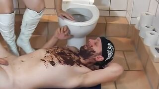 Nasty dude gets dumped on